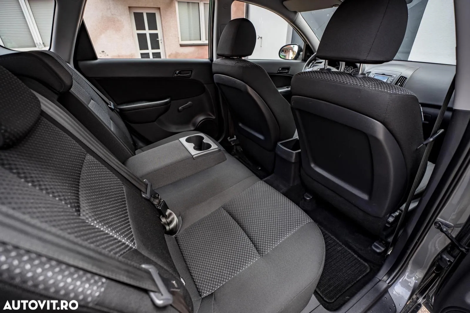 Hyundai i30 1.6 CRDI Edition Plus - 9