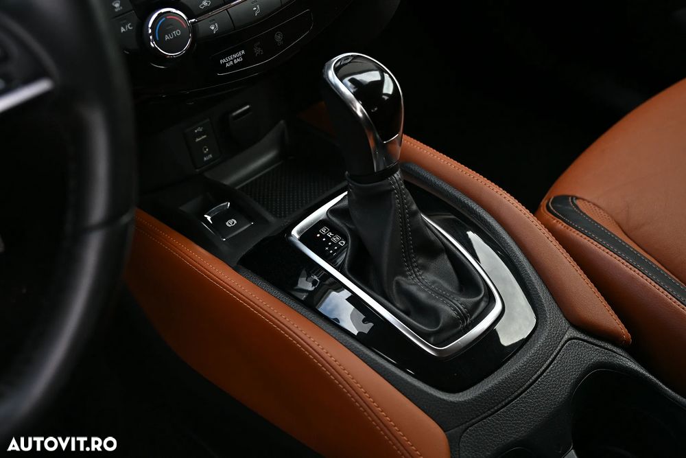 Nissan X-Trail 2.0 dCi ALL-MODE 4x4i Xtronic Tekna - 10