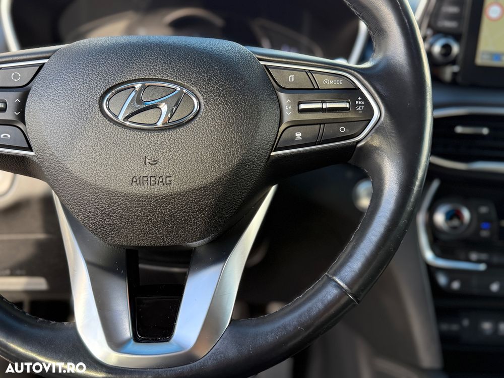 Hyundai Santa Fe 2.2 CRDi 4WD Automatik Premium - 6