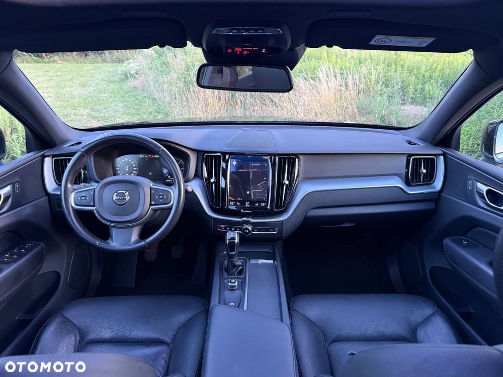 Volvo XC 60 D3 Drive-E Momentum - 27