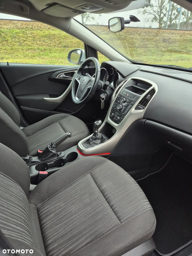 Opel Astra - 14