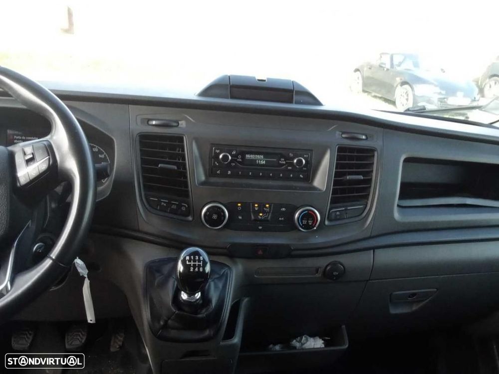 Ford Transit - 4