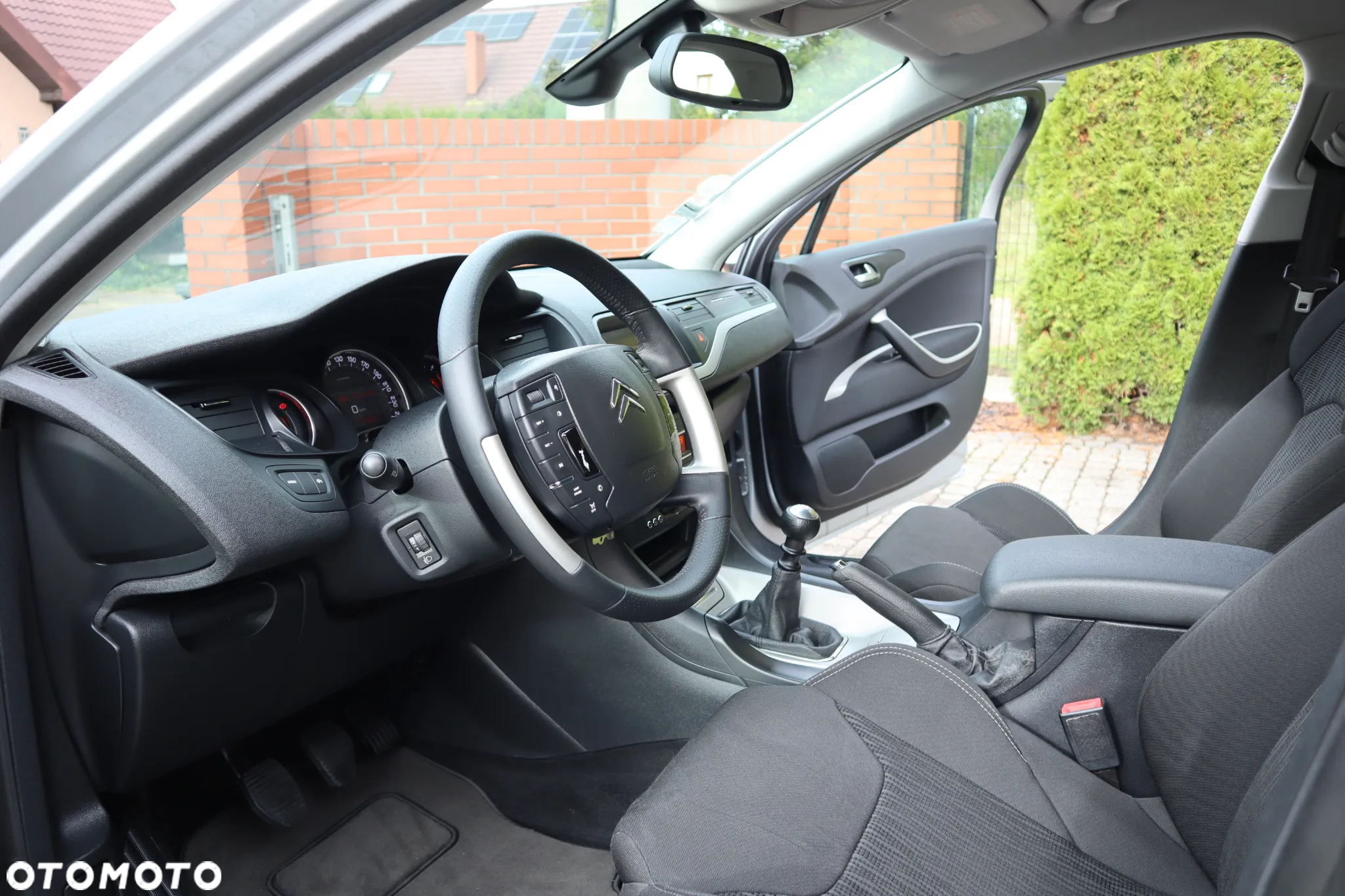 Citroën C5 Tourer HDi 140 FAP CrossTourer - 9