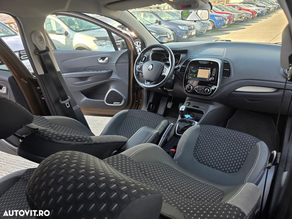 Renault Captur (ENERGY) TCe 90 BOSE EDITION - 24