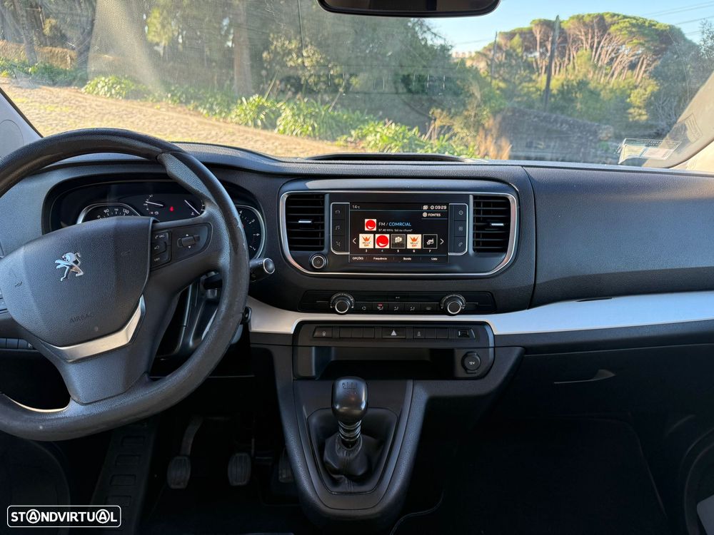 Peugeot Traveller - 2