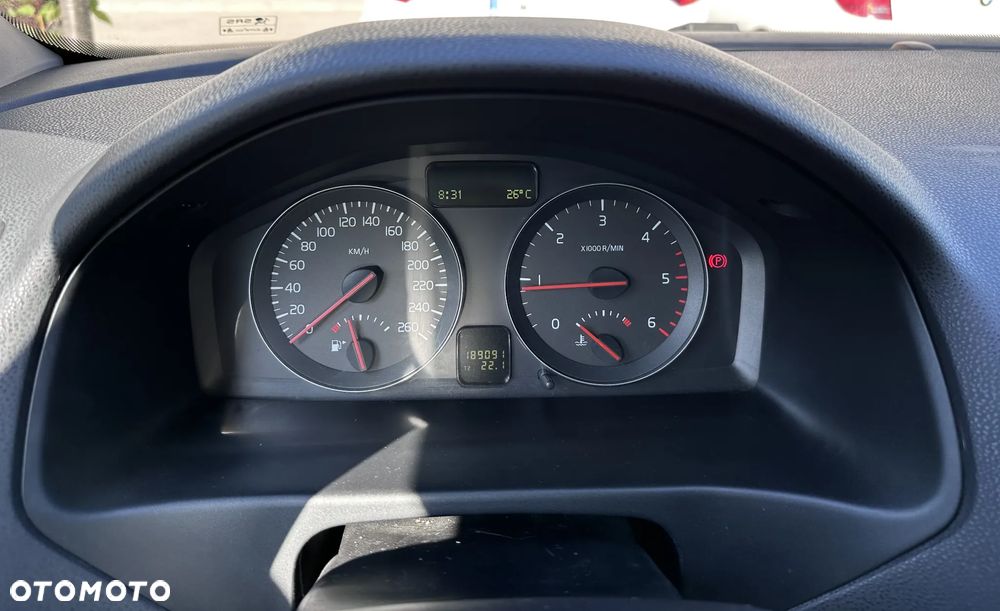 Volvo C70 2.0D Momentum - 17