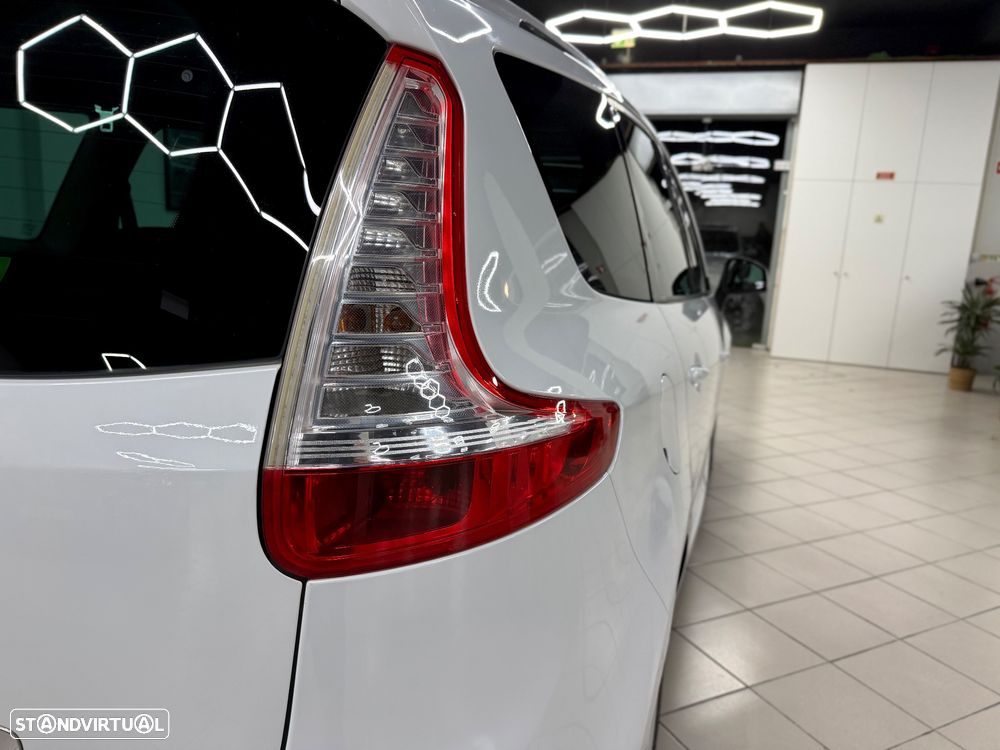 Renault Grand Scénic Energy dCi 110 S&S LIMITED - 6