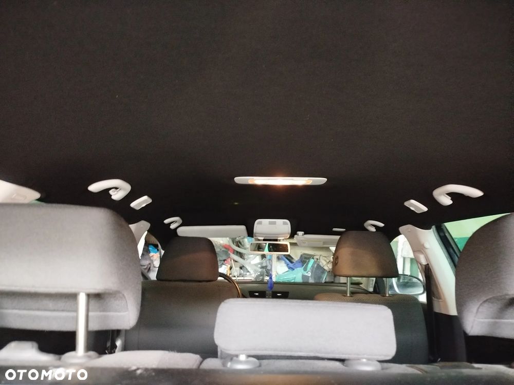 Volkswagen Passat 2.0 TDI Comfortline - 13