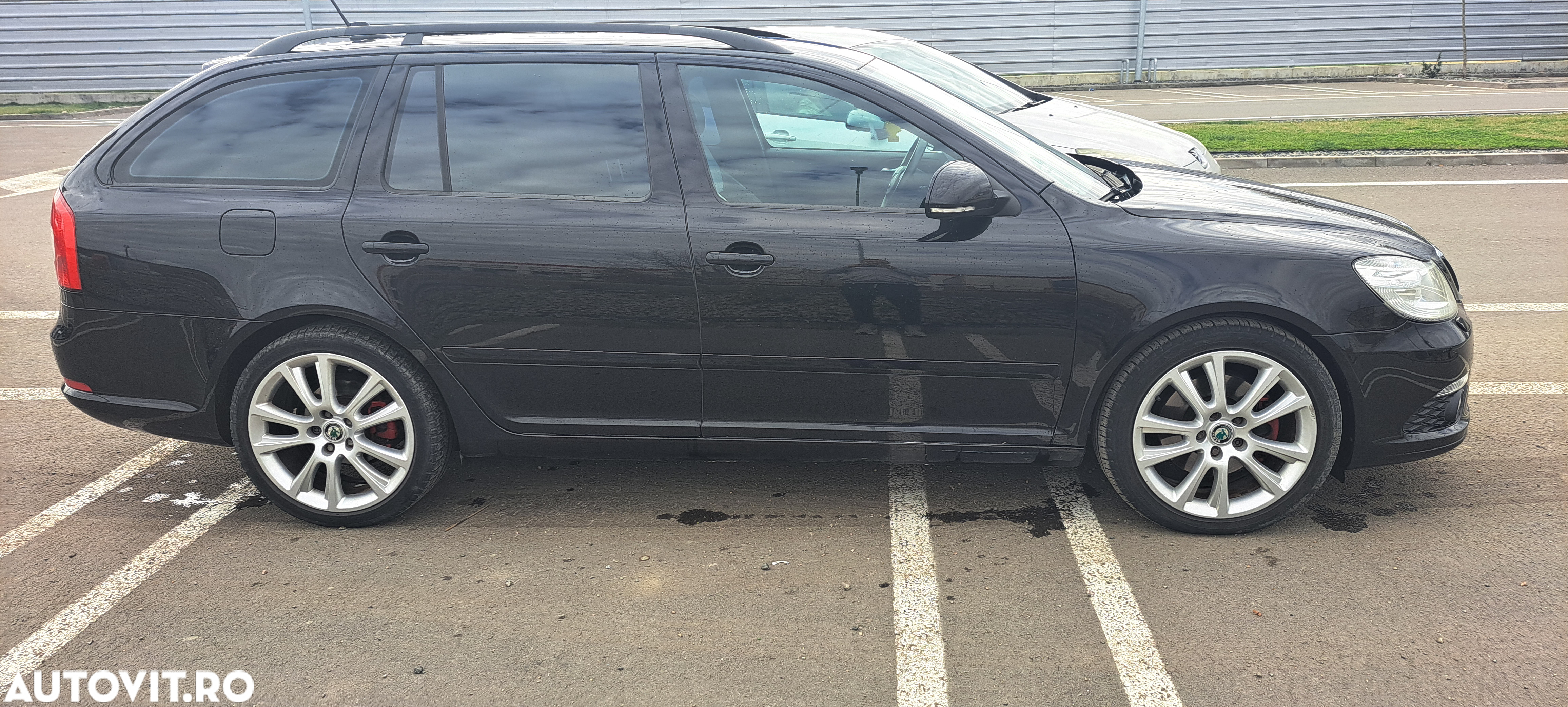 Skoda Octavia Combi 2.0 TDI RS - 11