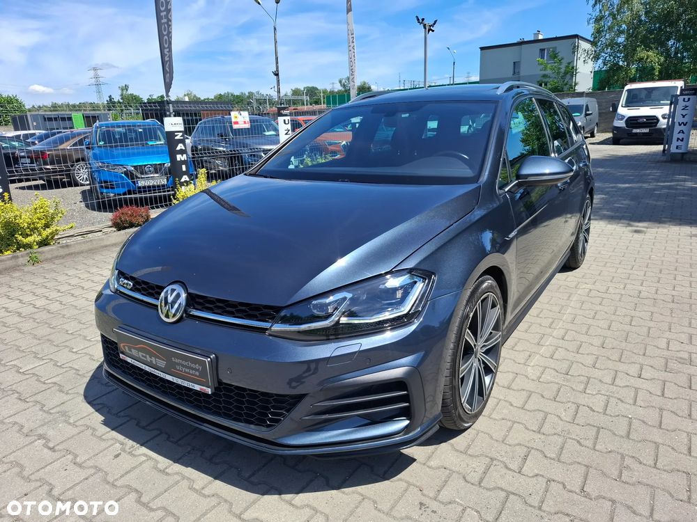 Volkswagen Golf - 3