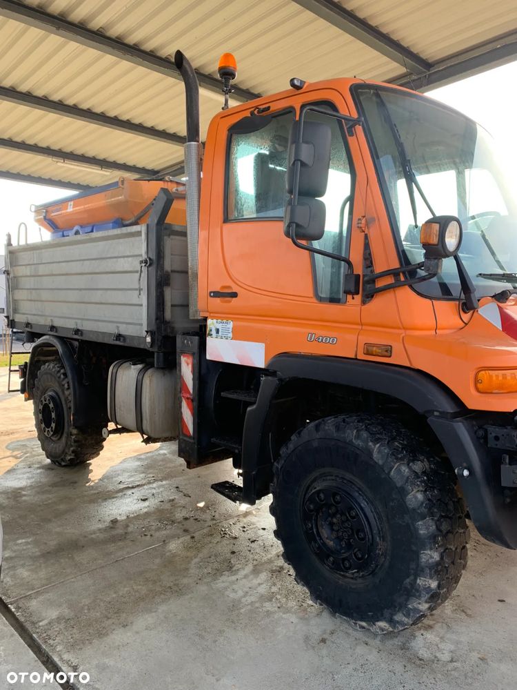 Unimog U 400 - 7