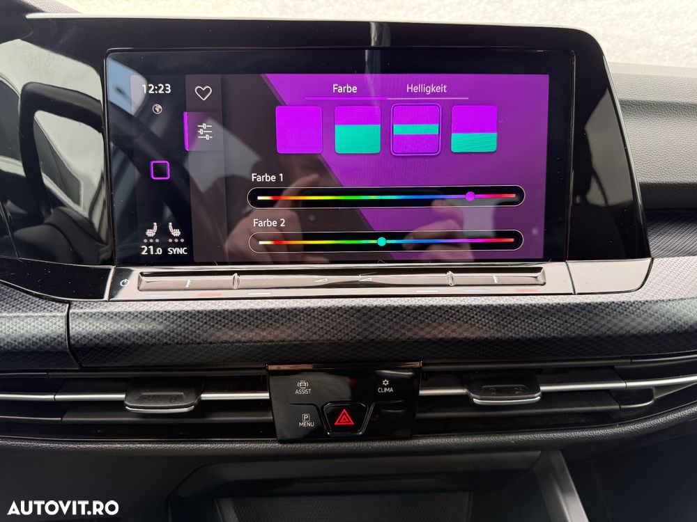 Volkswagen Golf 2.0 TDI SCR Life - 21