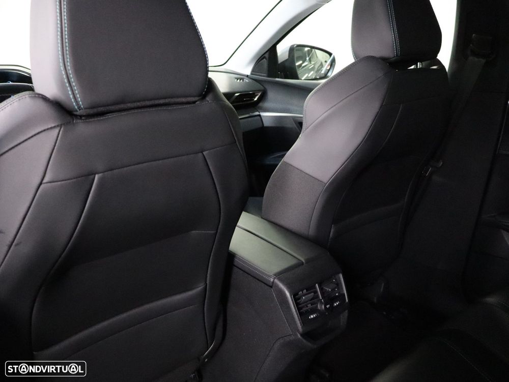 Peugeot 3008 1.6 Hybrid Allure Pack e-EAT8 - 19