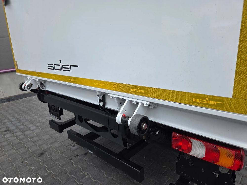 Mercedes-Benz Atego 1218 - 33