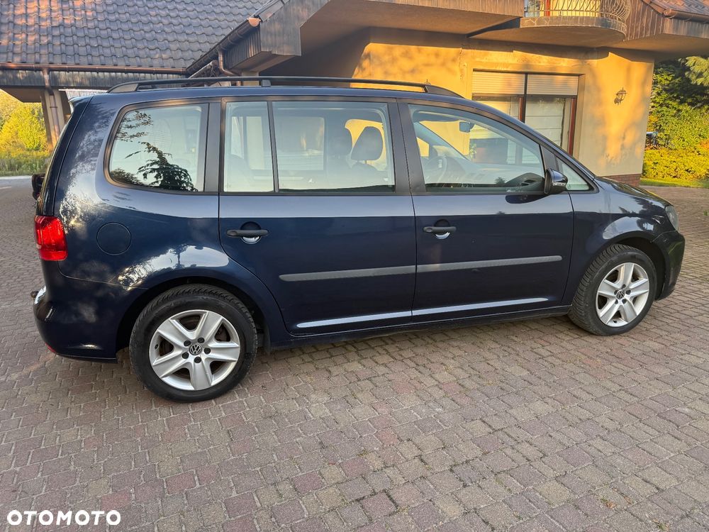 Volkswagen Touran 1.6 TDI DPF BlueMot Comfortline - 10