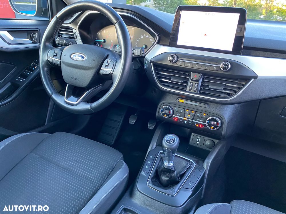 Ford Focus 1.5 EcoBlue Start-Stopp-System TITANIUM X - 11