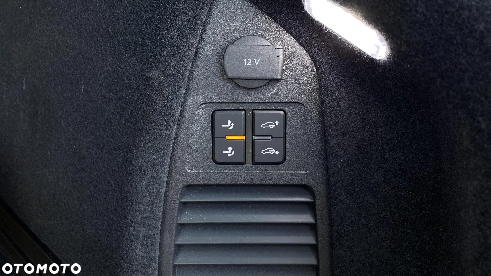 Volkswagen Touareg 3.0 V6 TDI 4Motion R-Line - 28