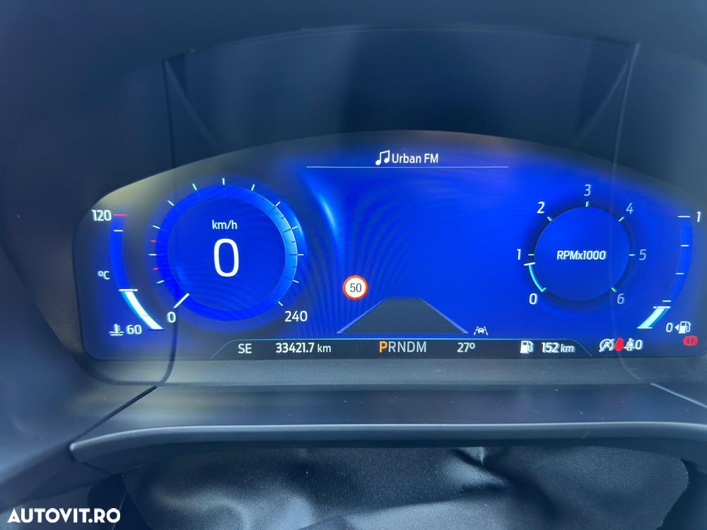 Ford Kuga - 10
