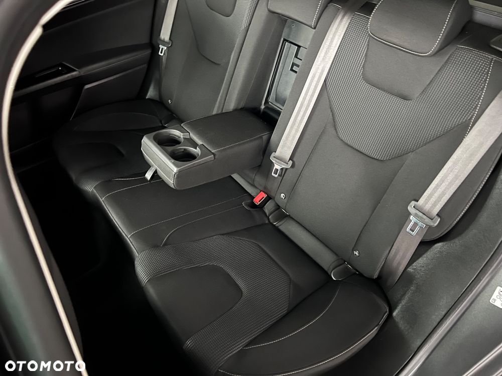 Ford Mondeo SW - 29