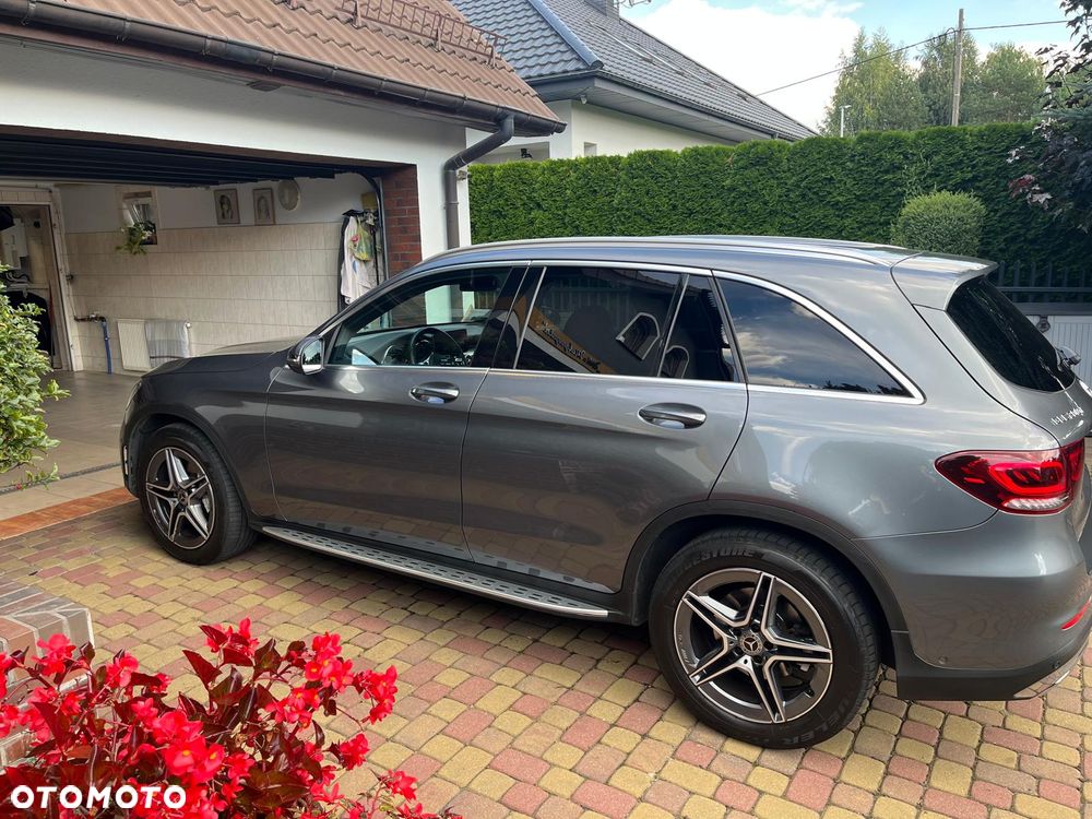 Mercedes-Benz GLC 200 d 4-Matic Business Edition - 3
