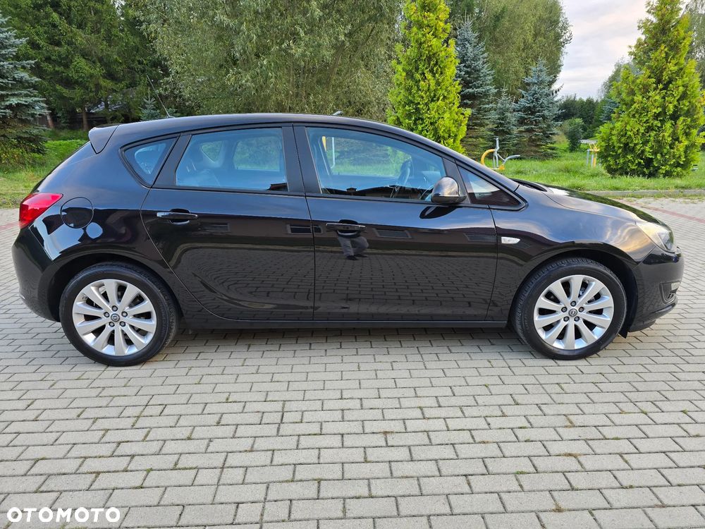 Opel Astra 1.4 Turbo Edition - 14