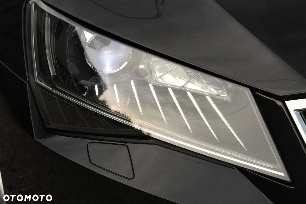Skoda Superb Combi 1.4 TSI Ambition - 30
