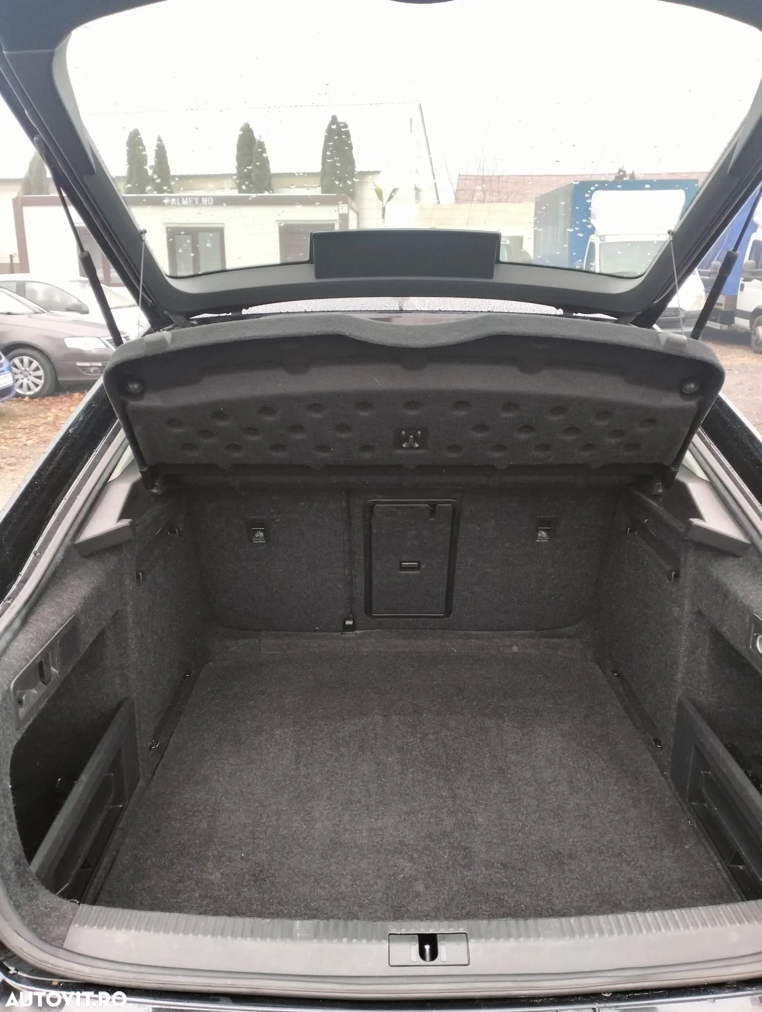 Skoda Superb 2.0 TDI Ambition - 8