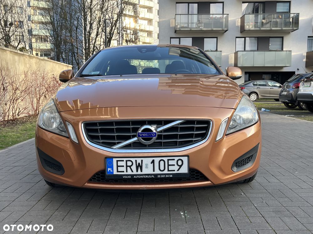 Volvo S60 - 11