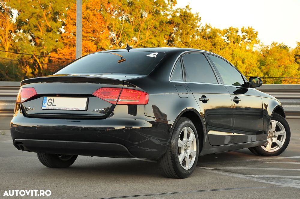 Audi A4 Limuzina - 2