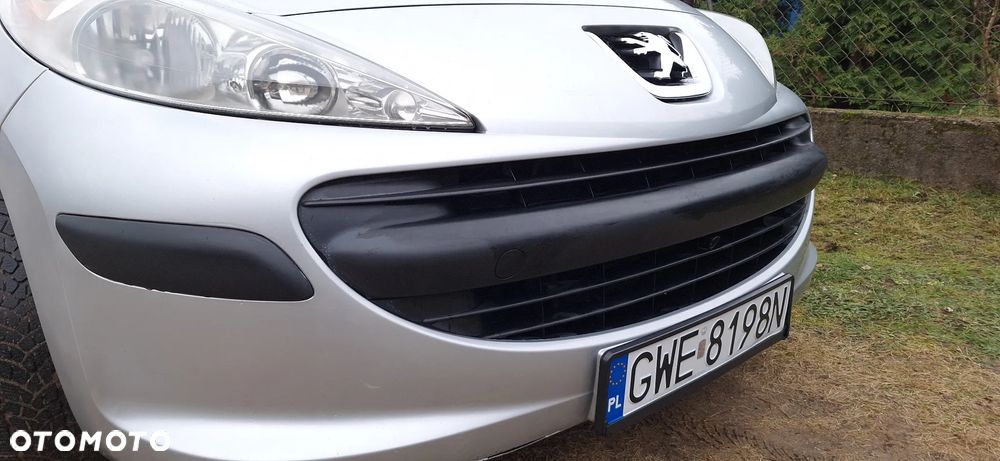 Peugeot 207 1.4 Presence - 31