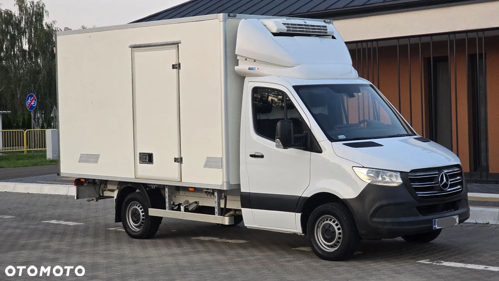 Mercedes-Benz SPRINTER 316 CDI 907❗❗NOWY MODEL / CHŁODNIA-MROŹNIA 7 PALET / -32*C +25*C / AGREGAT THERMOKING / ZASILANIE ZEWNETRZNE 230V / ZABUDOWA IGLOPOL / SERWIS ASO / SALON POLSKA / 1 WŁAŚCICIEL / JAK NOWY ❗❗ - 9