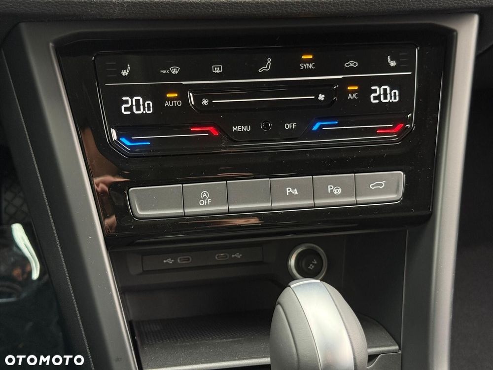 Volkswagen Touran 1.5 TSI EVO Comfortline Plus DSG - 15