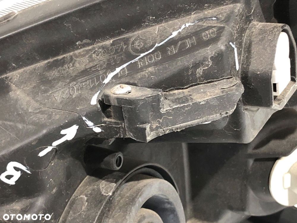 REFLEKTOR PRAWY PRZÓD  DACIA DOKKER nadwozie wielkoprzestrzenne (MPV) (KE_) 2012 - 2022 1.6 61 kW - 4