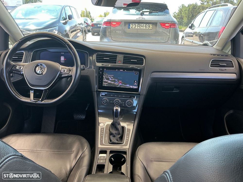 VW Golf - 29