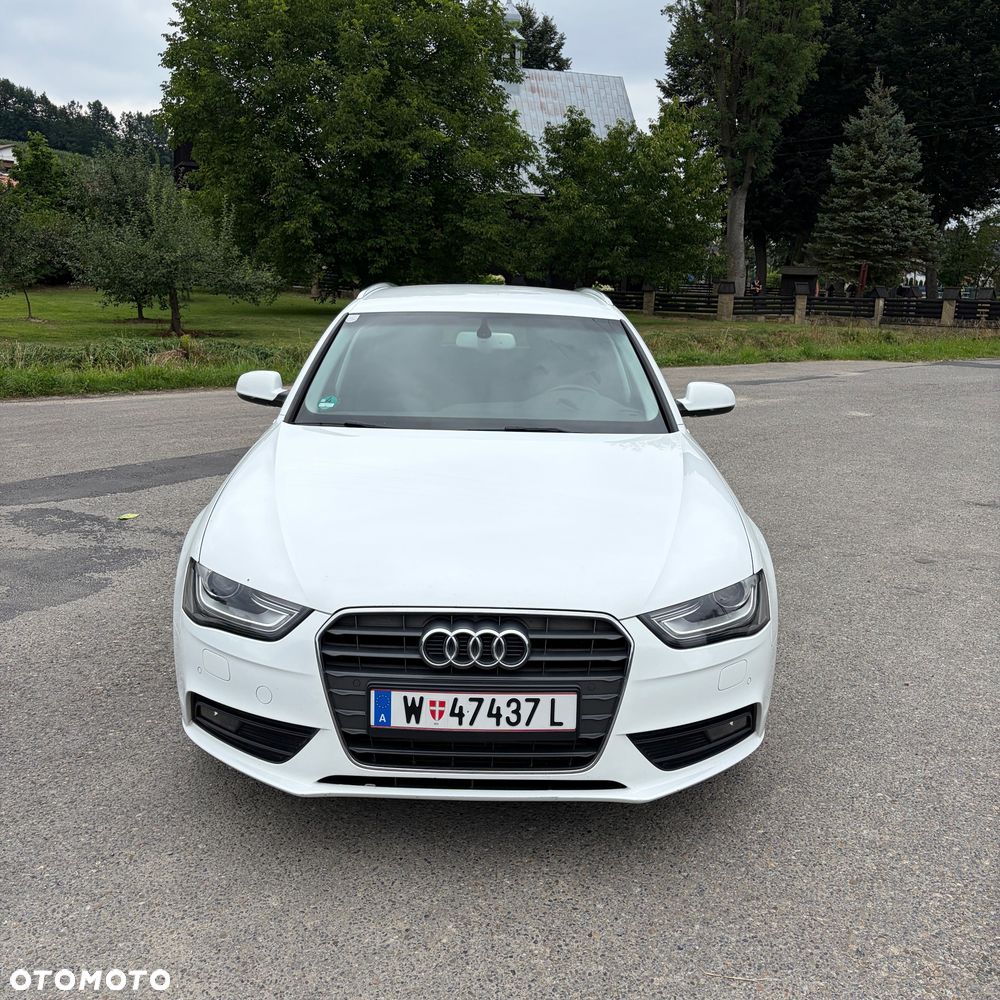 Audi A4 Avant 2.0 TDI DPF Ambiente - 17