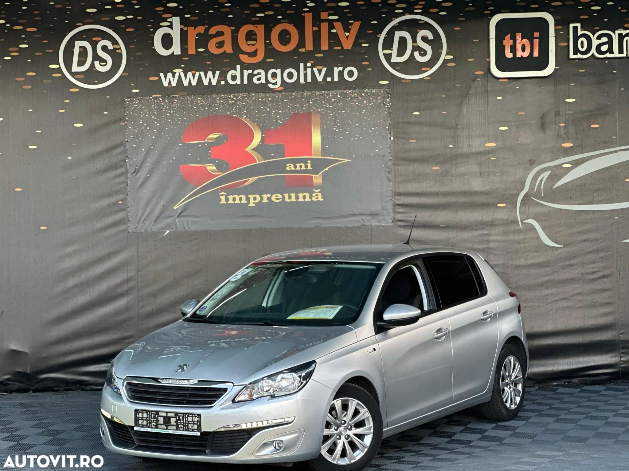 Peugeot 308 - 1