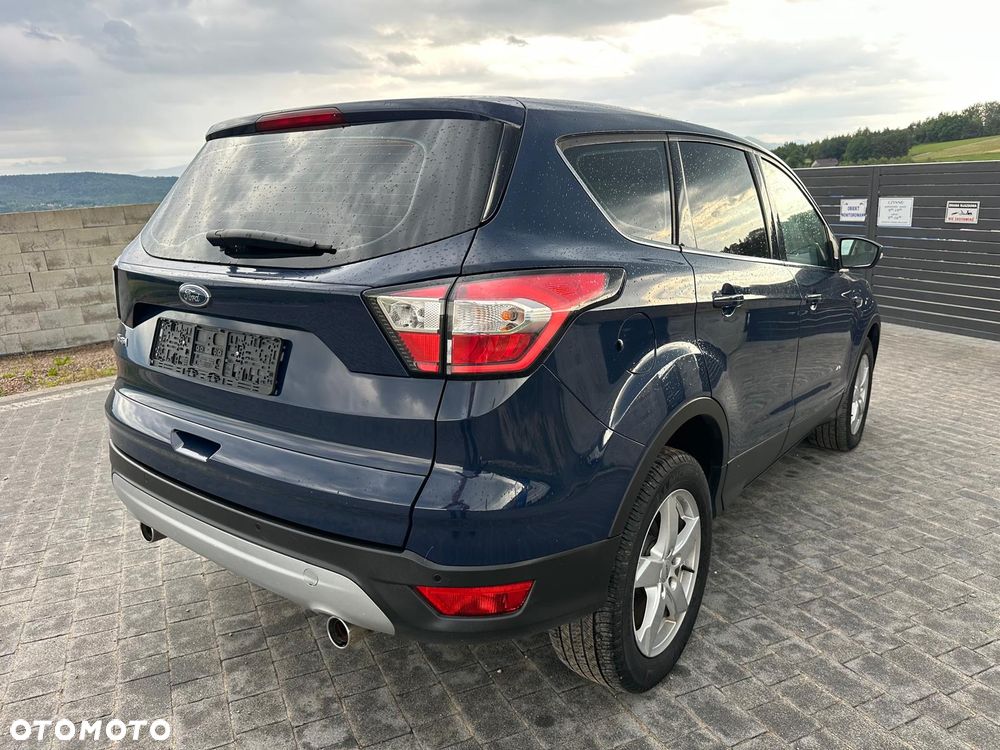 Ford Kuga 2.0 TDCi AWD Trend - 4