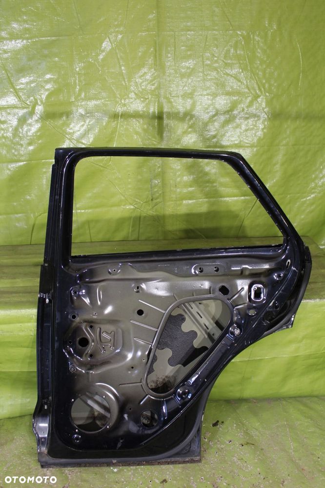 Drzwi Volkswagen T- Roc po 2017r. tył prawy - 2