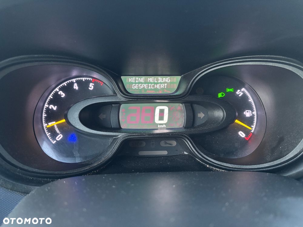 Opel Vivaro - 10