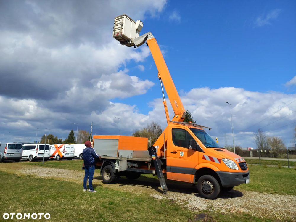Mercedes-Benz SPRINTER - 35