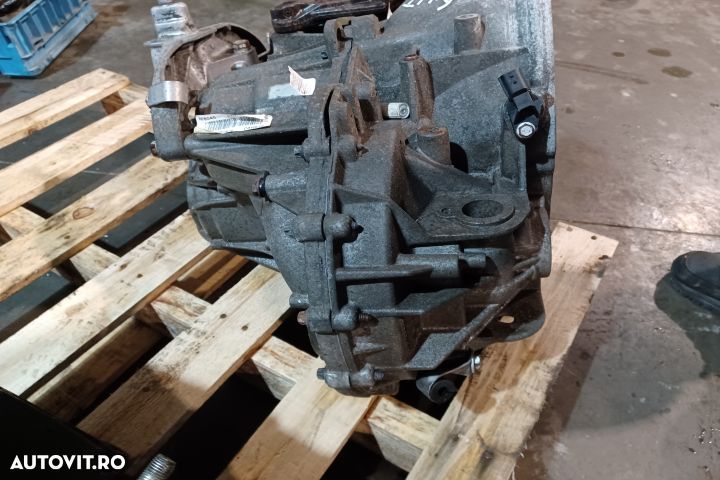 CUTIE DE VITEZE 6+1 T  2016 16DCI 6.1T MX1253 Renault Trafic 3 [2014 - 3