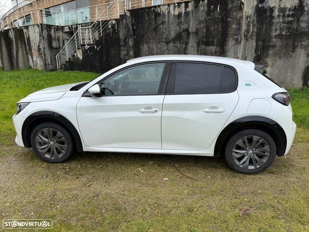 Peugeot e-208 50 kWh Allure - 2