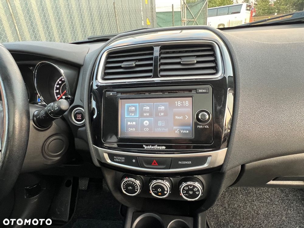Mitsubishi ASX 1.6 Intense Plus Navi Blue Edition - 11