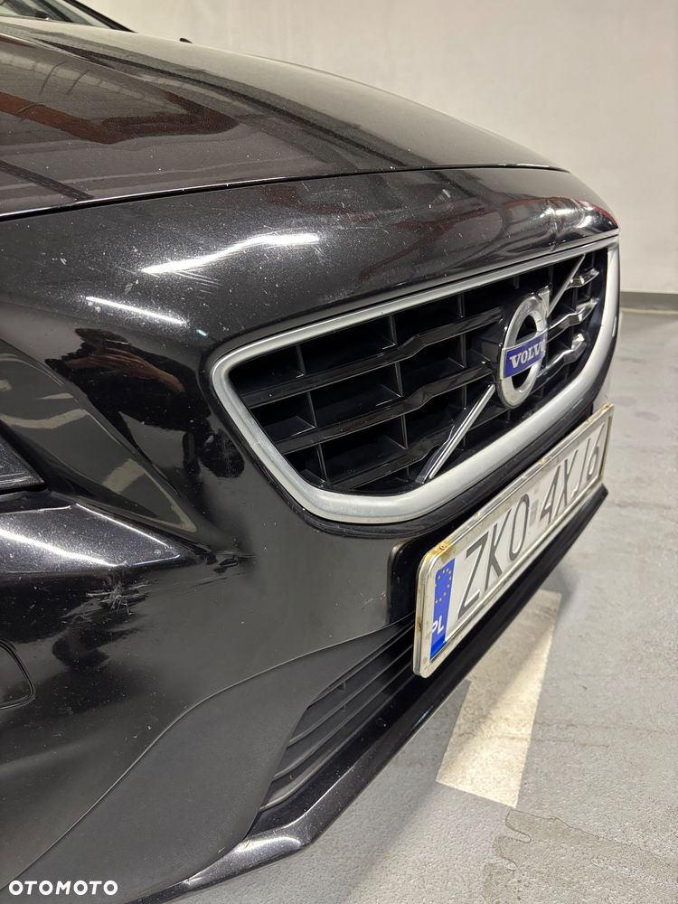 Volvo V40 D2 Drive-E R-Design Momentum - 8