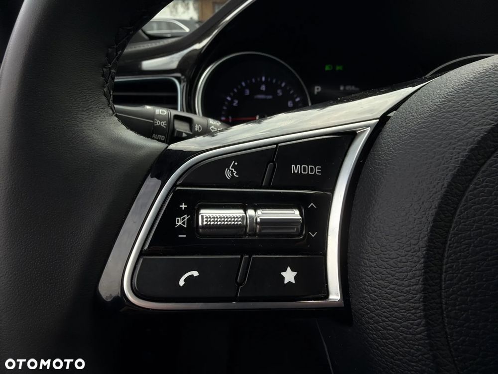 Kia XCeed 1.6 T-GDI Tribute DCT - 24