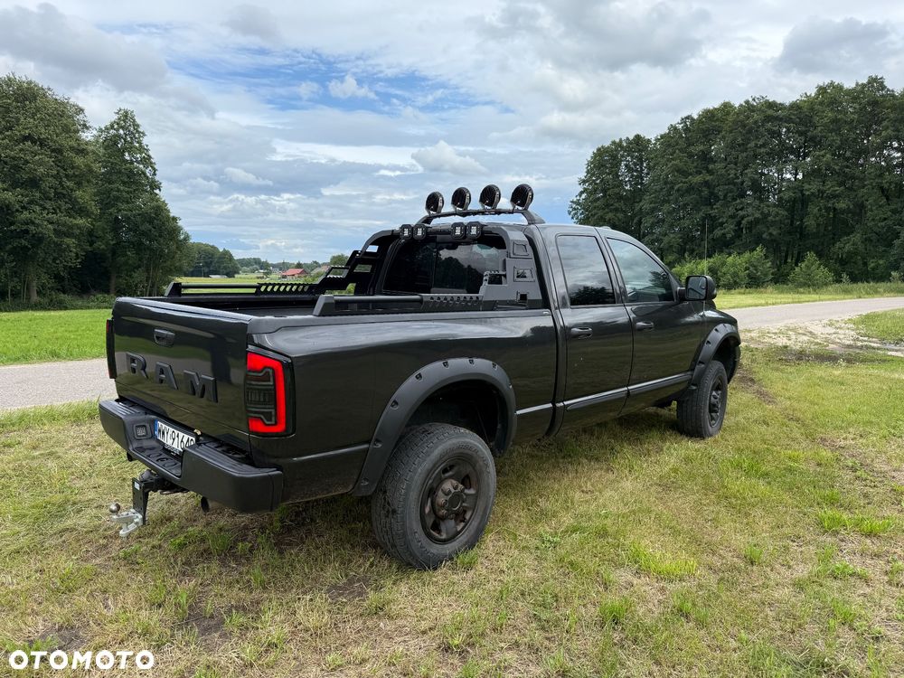 Dodge RAM - 11
