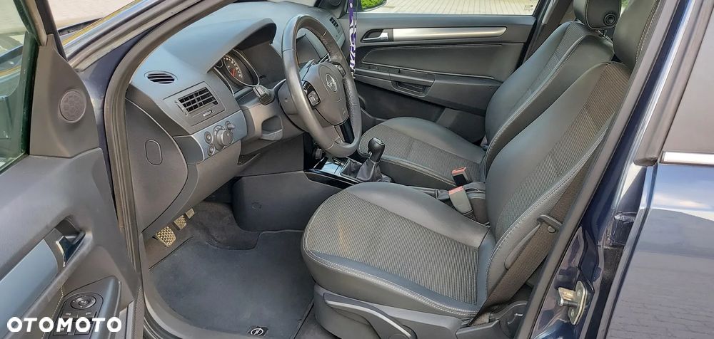 Opel Astra 1.8 Edition - 27