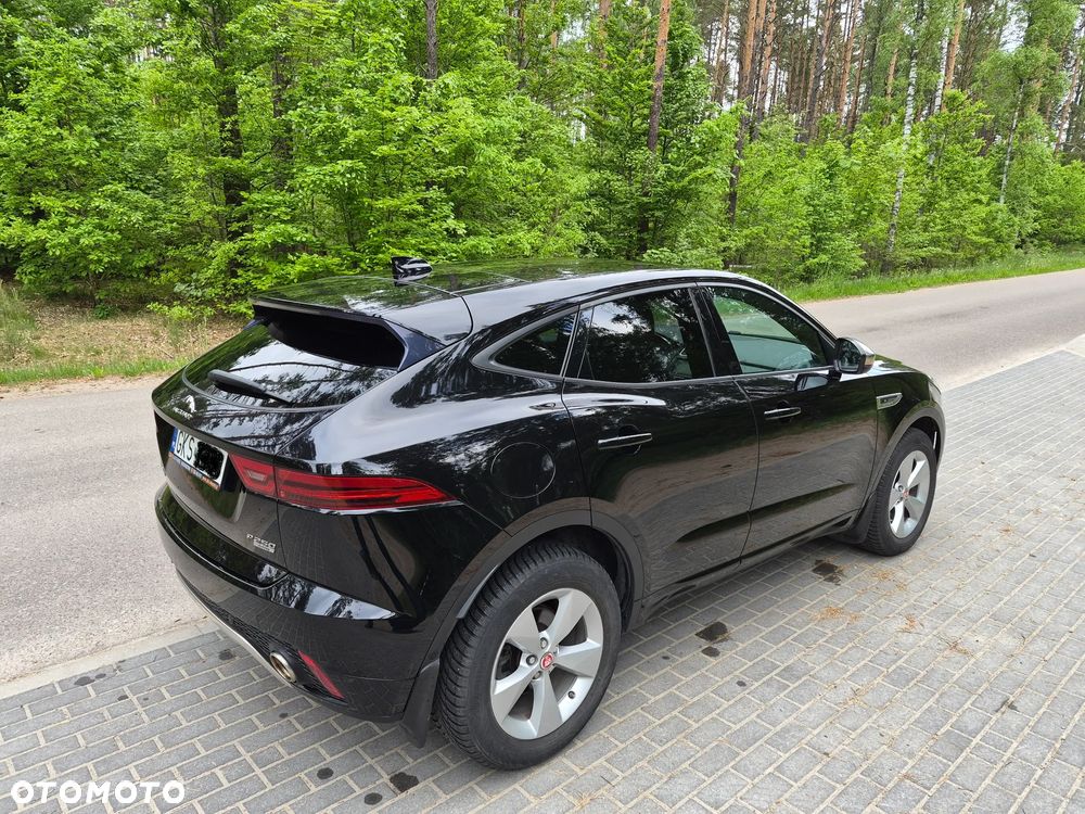 Jaguar E-Pace 2.0 P250 mHEV AWD R-Dynamic Black - 3