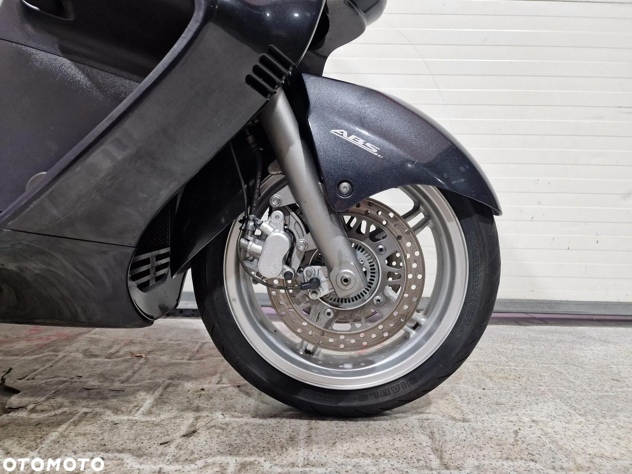 Suzuki Burgman - 23