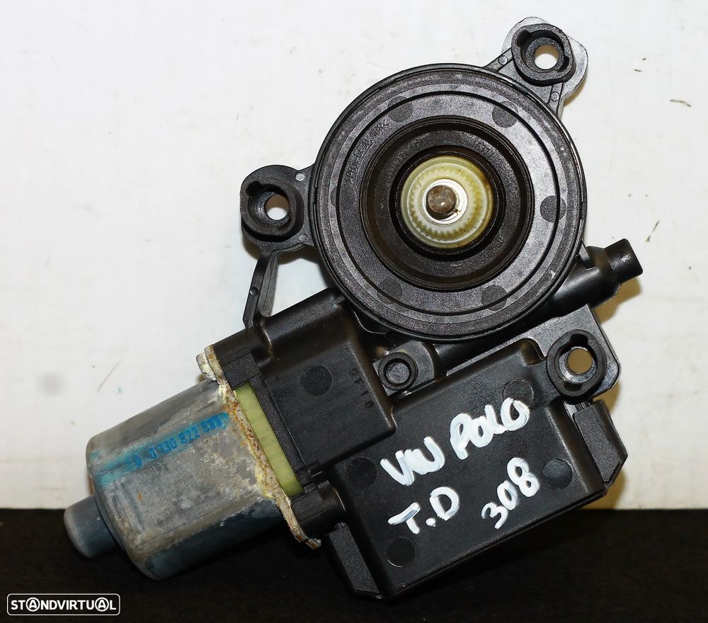 MOTOR ELEVATÓRIO DO VIDRO TRASEIRO DIREITO VW POLO - 2